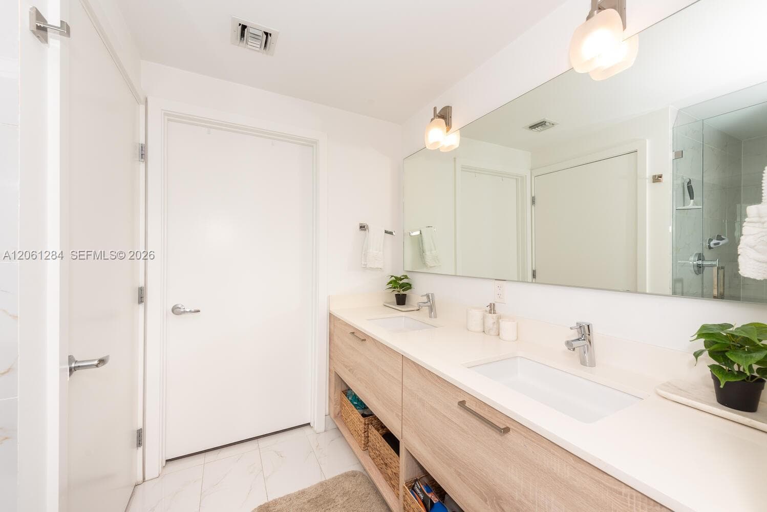 THE HARBOUR NORTH CONDO · #2904 in North Miami Beach - Photo 14