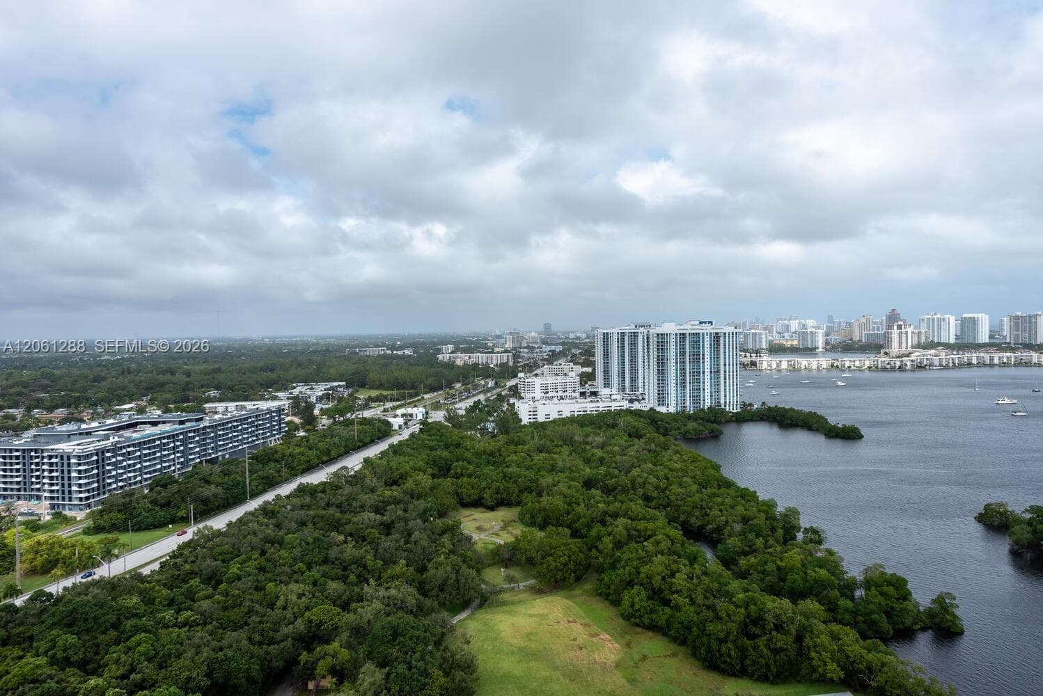 THE HARBOUR NORTH CONDO · #2904 in North Miami Beach - Photo 10