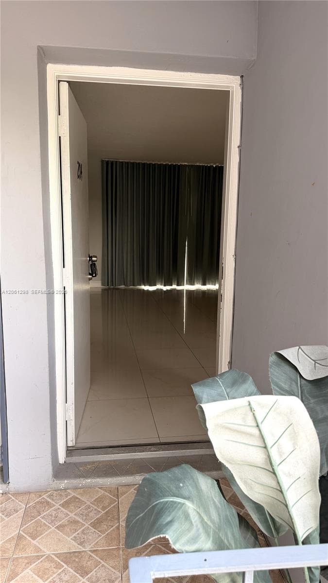ROSALES CONDO · #204 in Miami - Photo 2