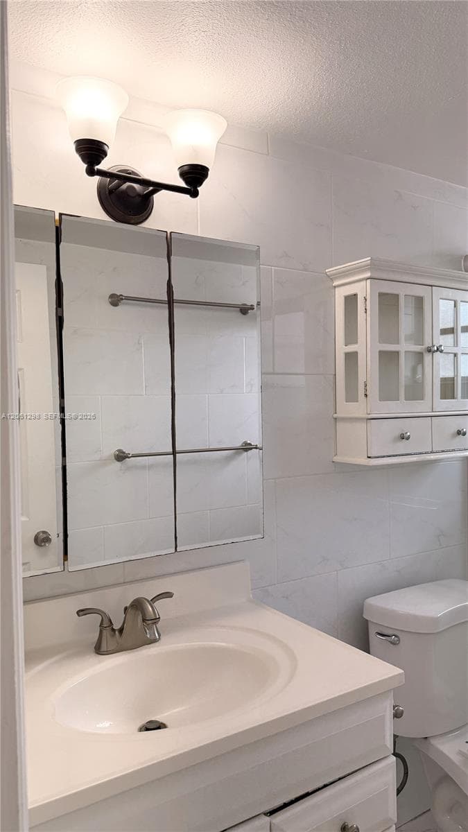 ROSALES CONDO · #204 in Miami - Photo 16