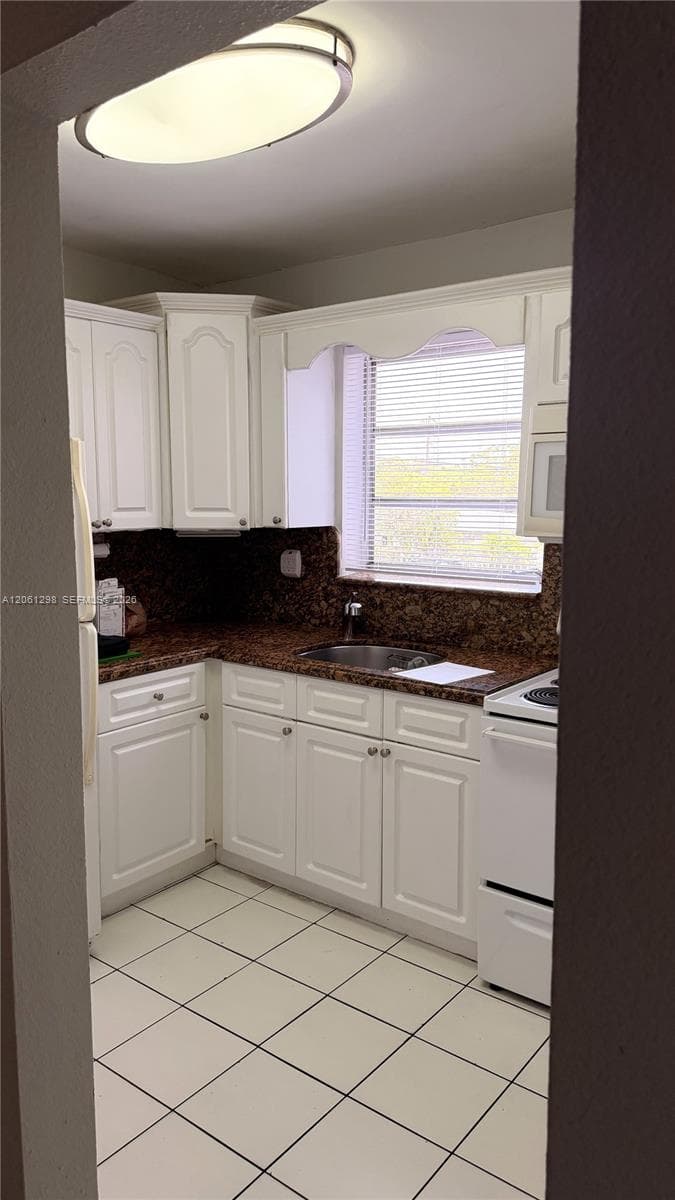 ROSALES CONDO · #204 in Miami - Photo 1