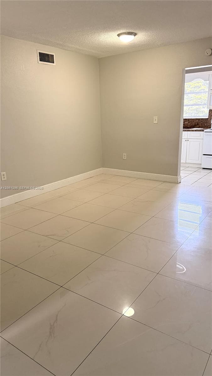 ROSALES CONDO · #204 in Miami - Photo 5