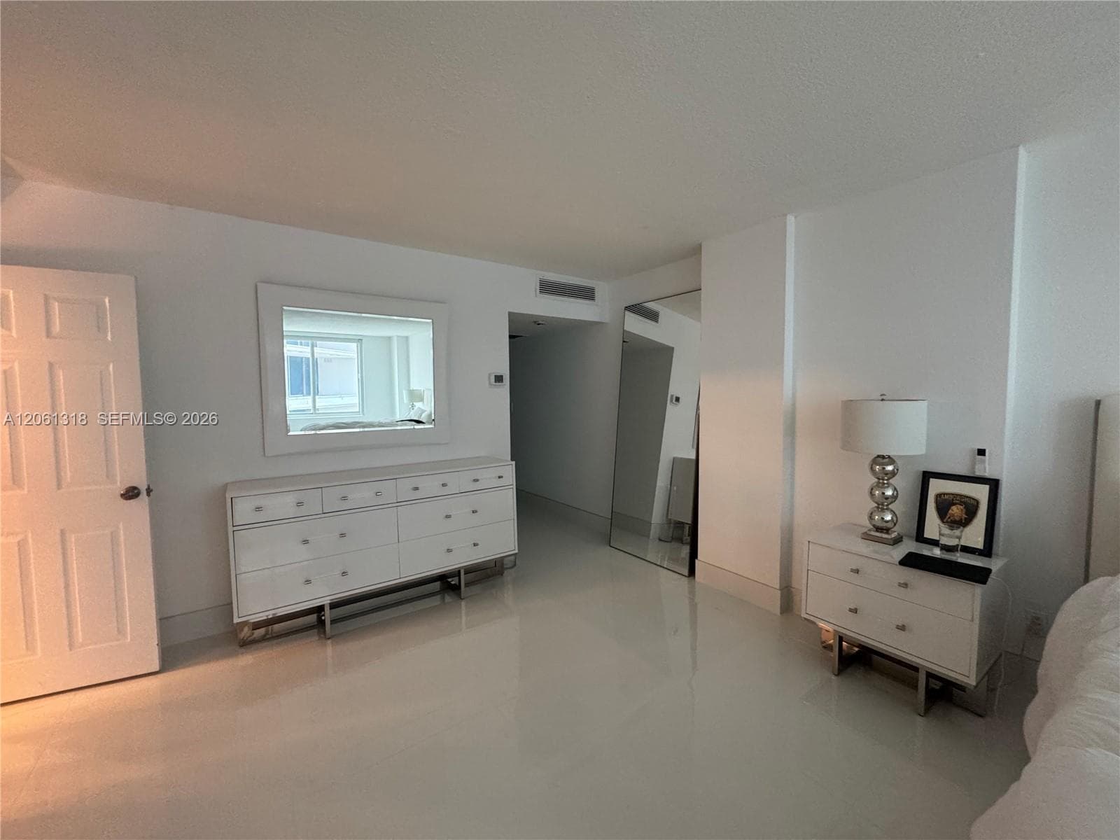 THE CARRIAGE HOUSE CONDO · #334 in Miami Beach - Photo 5