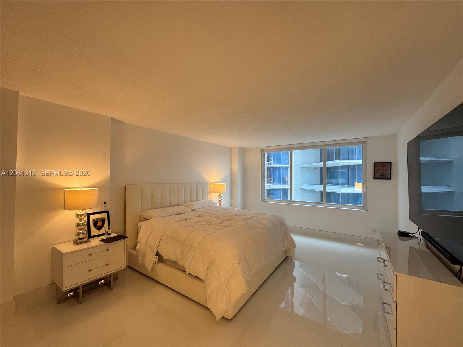 THE CARRIAGE HOUSE CONDO · #334 in Miami Beach - Photo 4