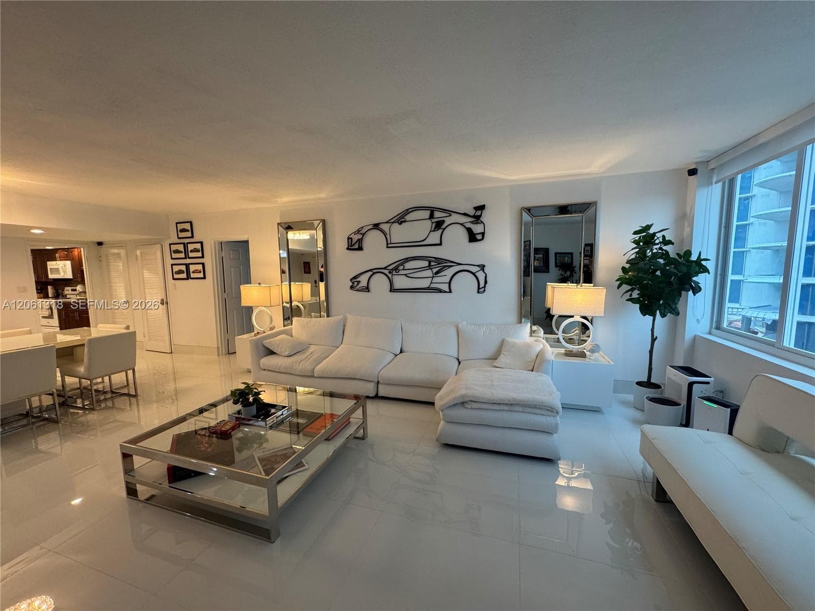 THE CARRIAGE HOUSE CONDO · #334 in Miami Beach - Photo 8