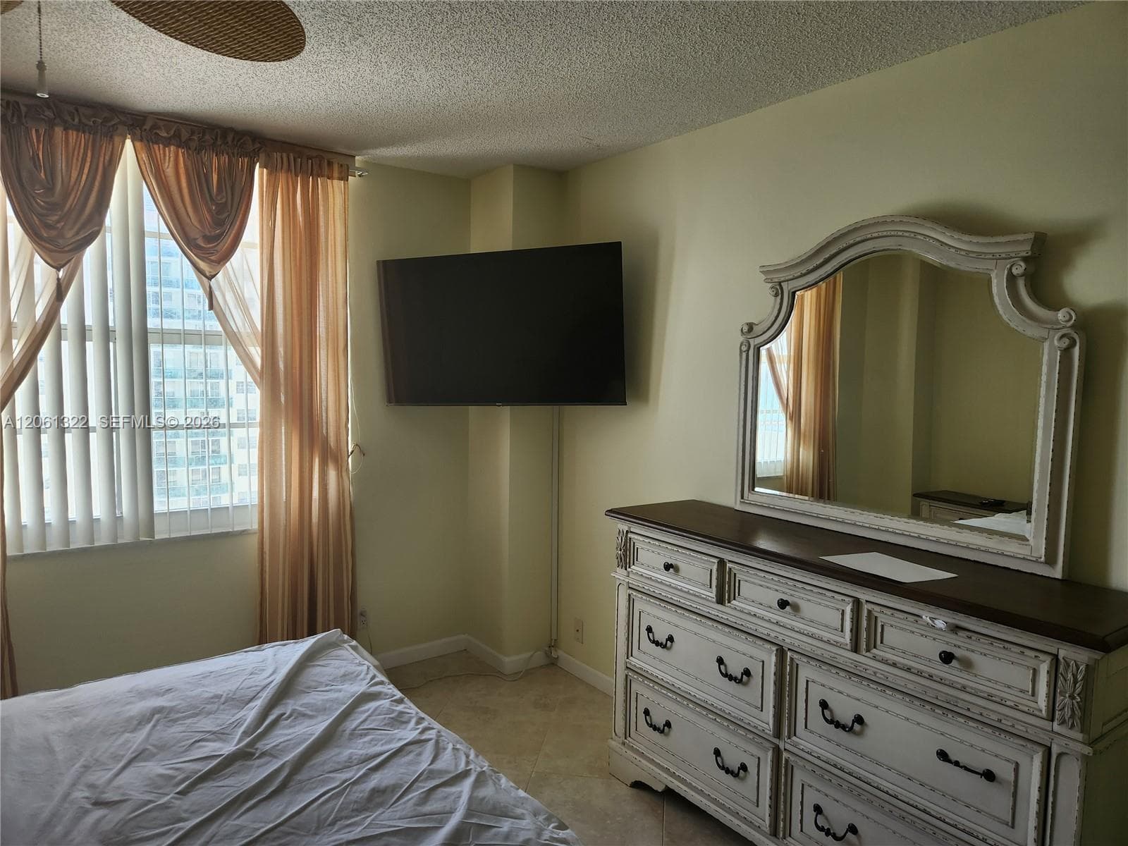 SEA AIR TOWERS CONDO · #1108 in Hollywood - Photo 20