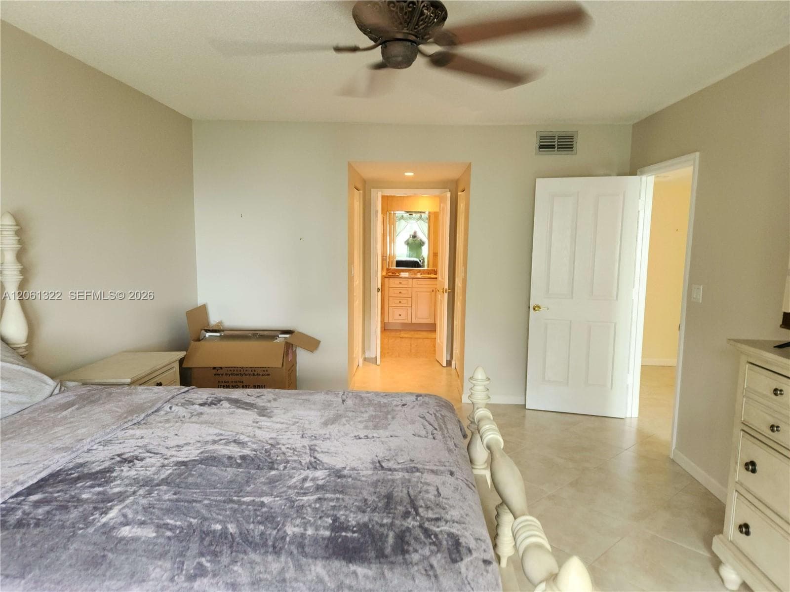 SEA AIR TOWERS CONDO · #1108 in Hollywood - Photo 15