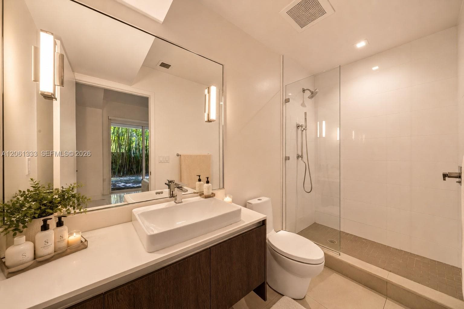 One Bay Residences · #111 in Miami - Photo 11