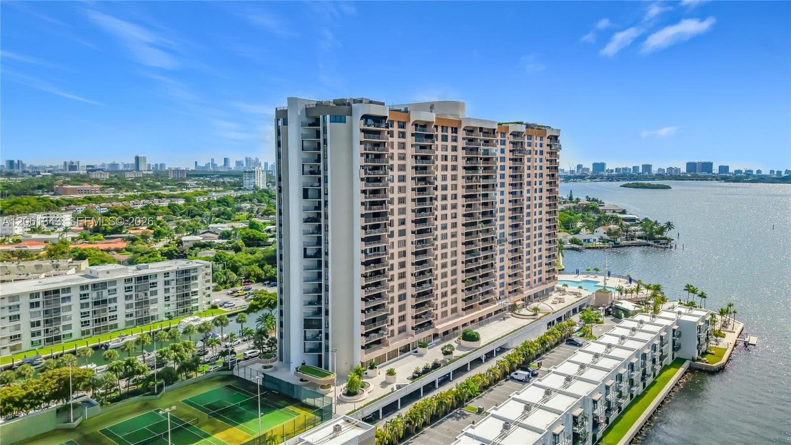 Cricket Club Condo · #1508 in Miami - Photo 50