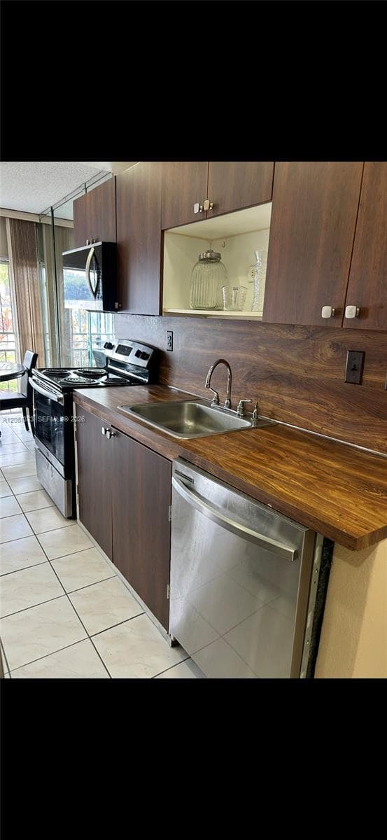 SOUTH WINDS CONDO · #104B in Miami - Photo 7
