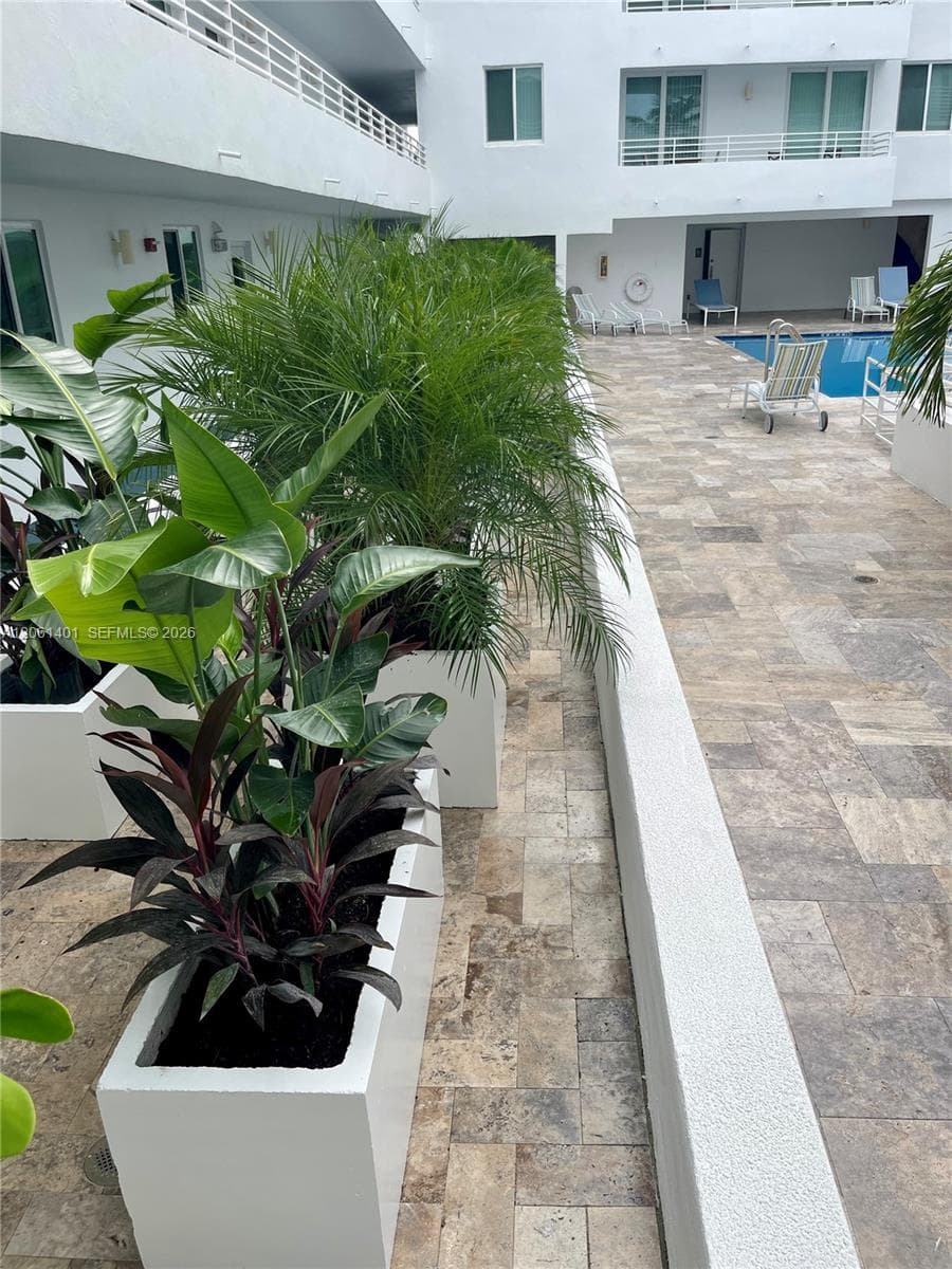Rond Point Condominium · #309 in Miami Beach - Photo 43