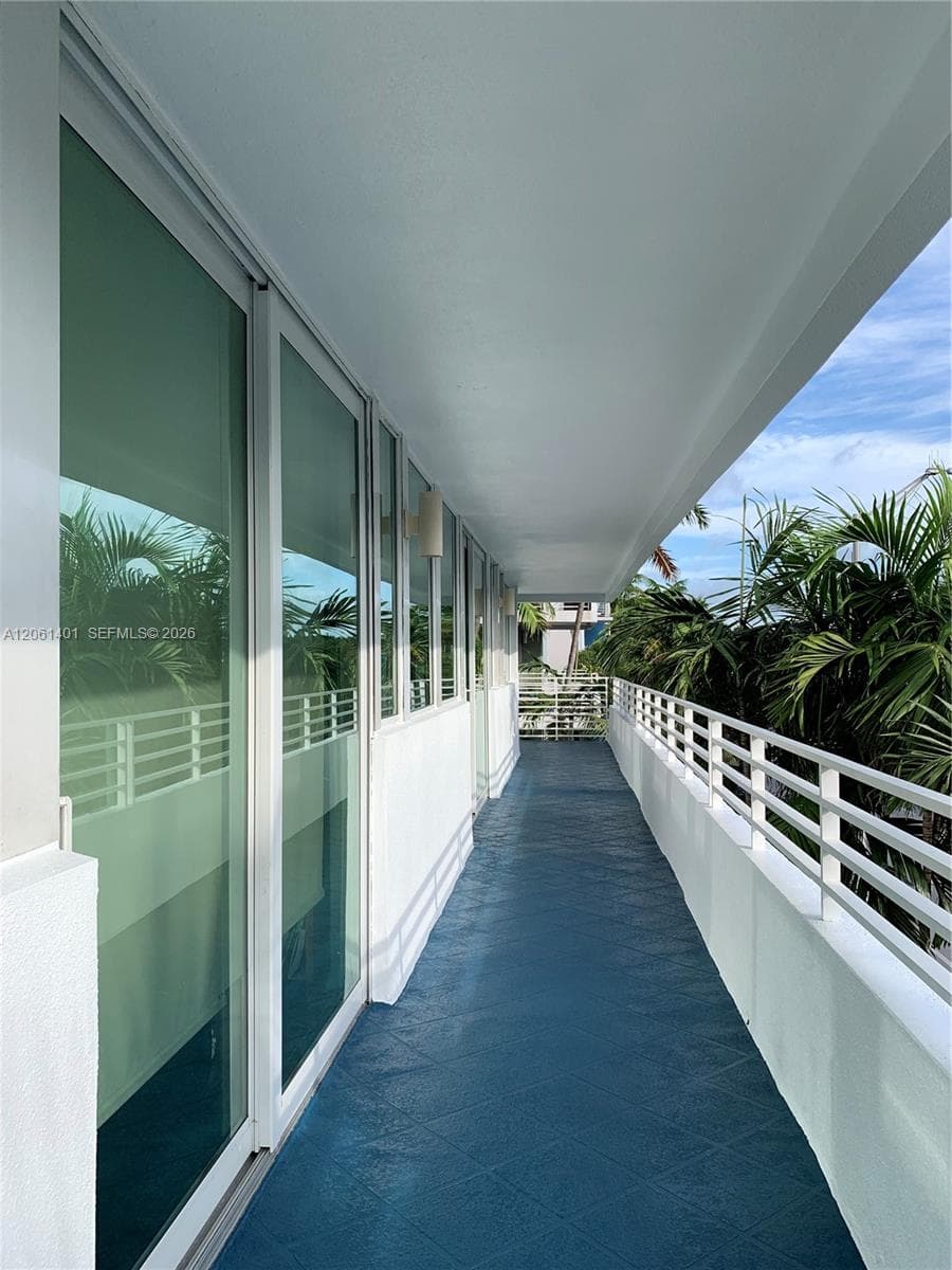 Rond Point Condominium · #309 in Miami Beach - Photo 32
