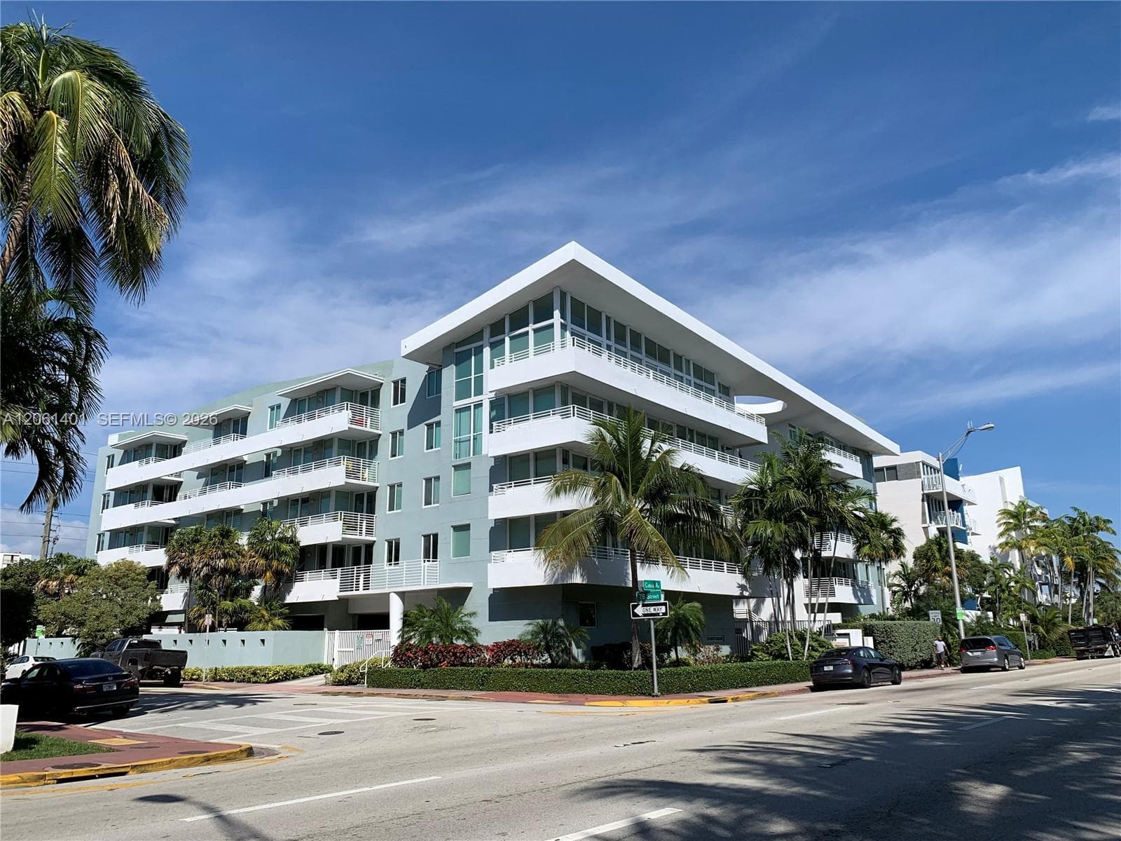 Rond Point Condominium · #309 in Miami Beach - Photo 1