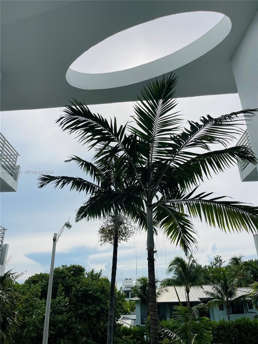 Rond Point Condominium · #309 in Miami Beach - Photo 45