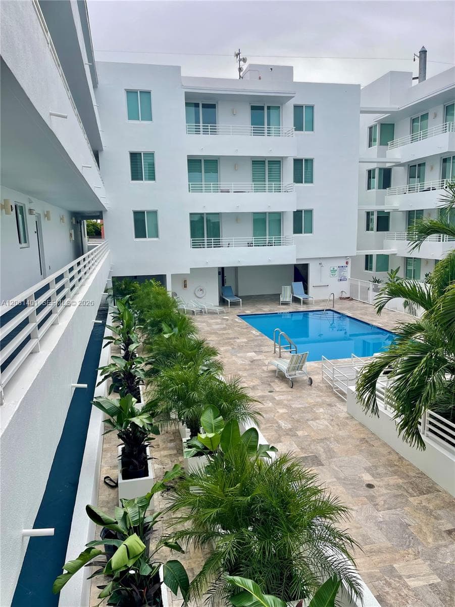 Rond Point Condominium · #309 in Miami Beach - Photo 39