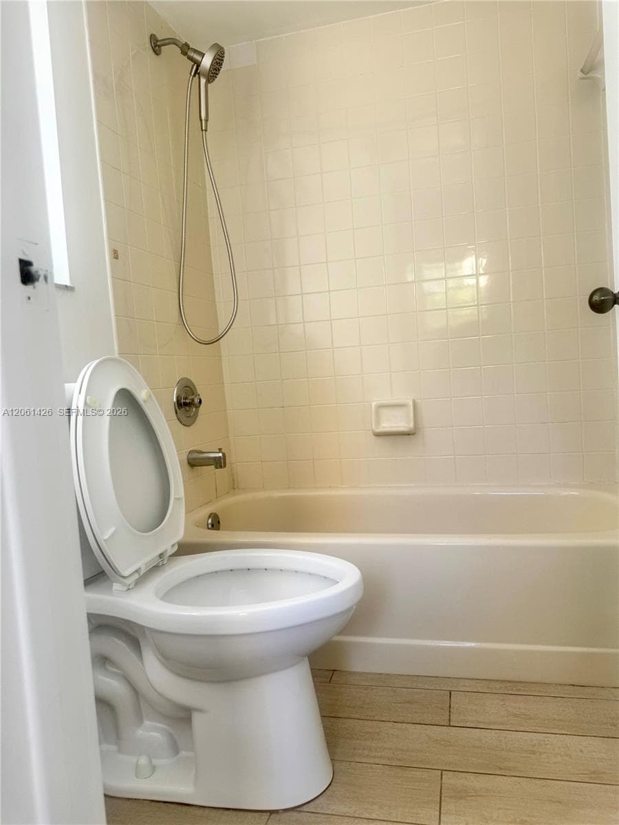 KENLAND POINTE CONDO #1 · #O-201 in Miami - Photo 28