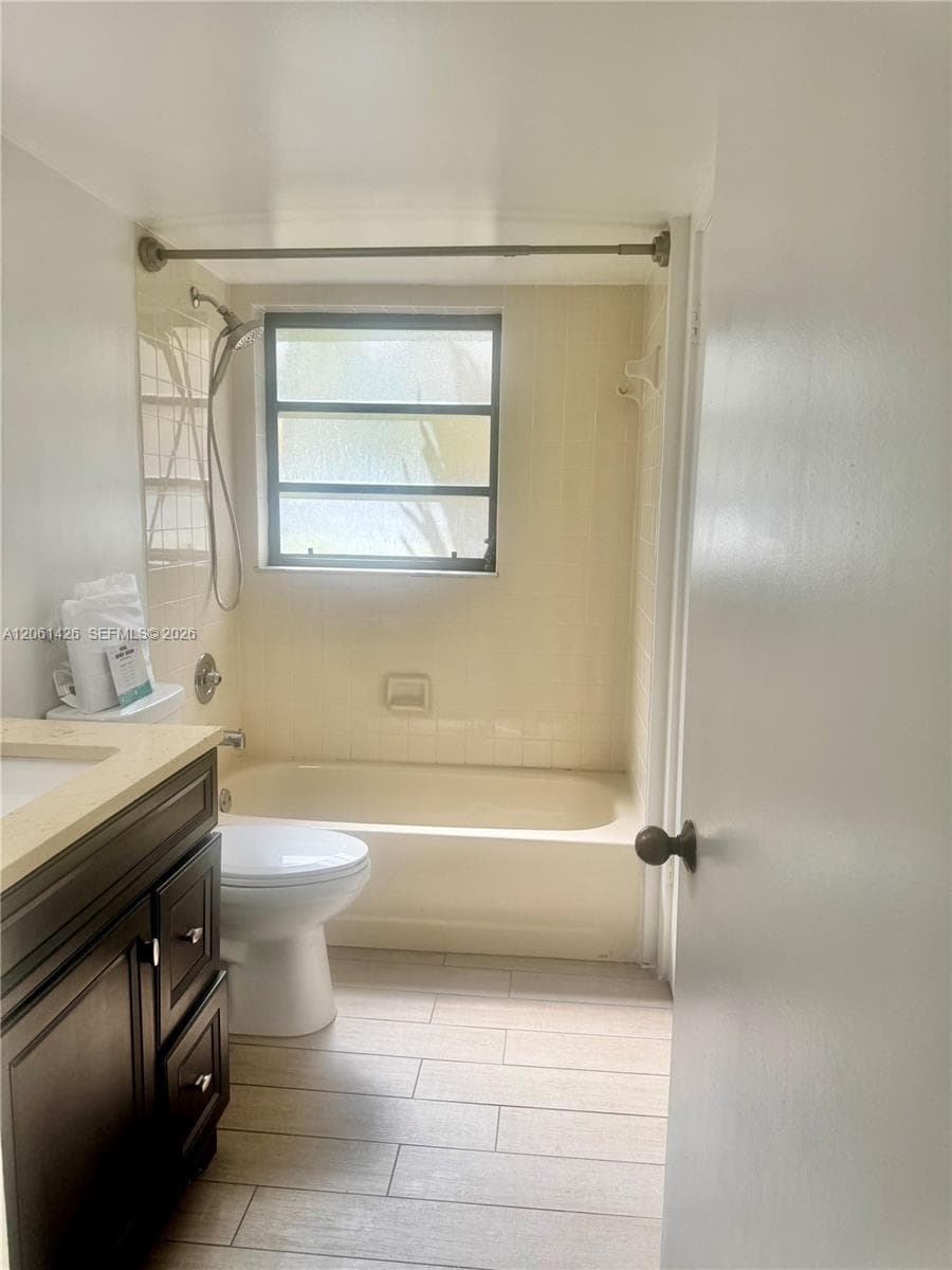 KENLAND POINTE CONDO #1 · #O-201 in Miami - Photo 20
