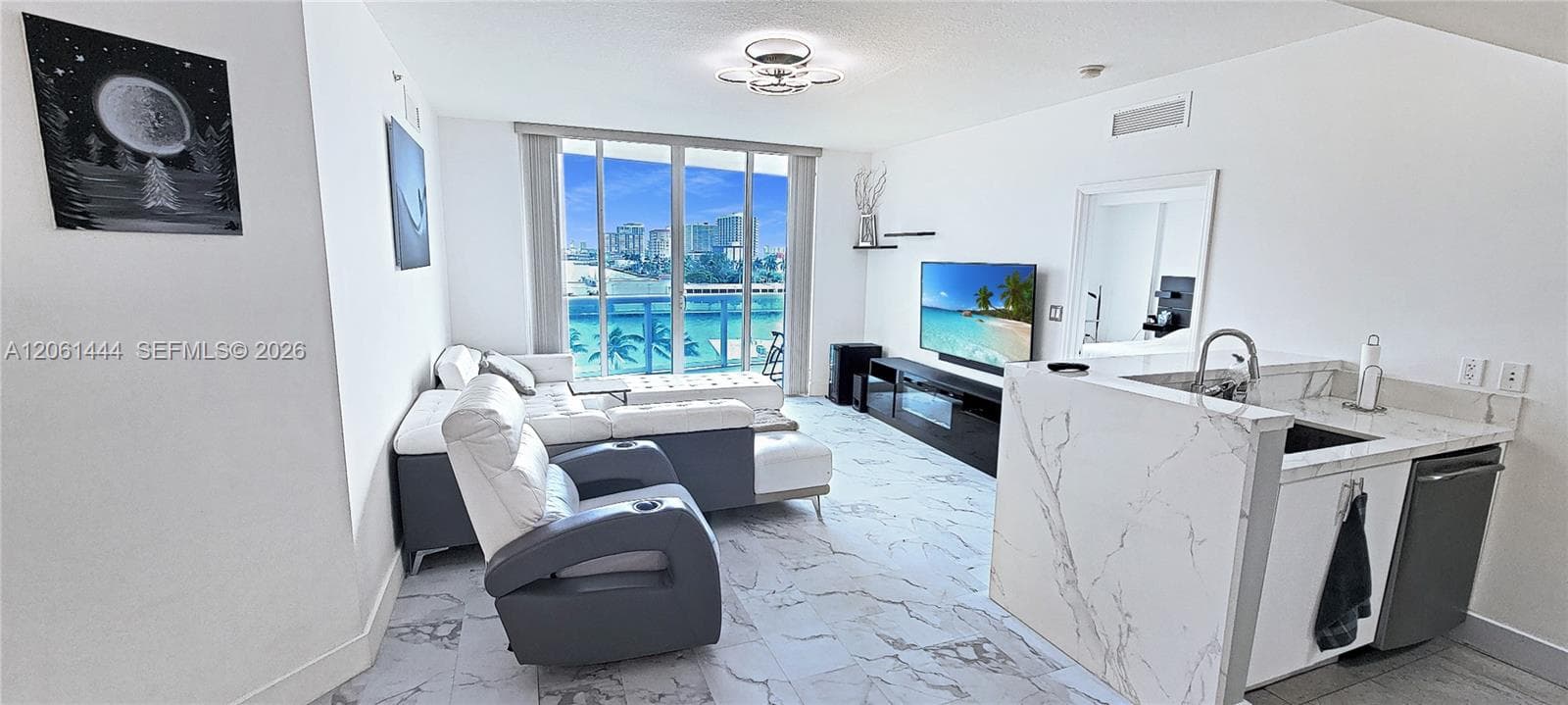 360 Condo · #708 in North Bay Village - Photo 3