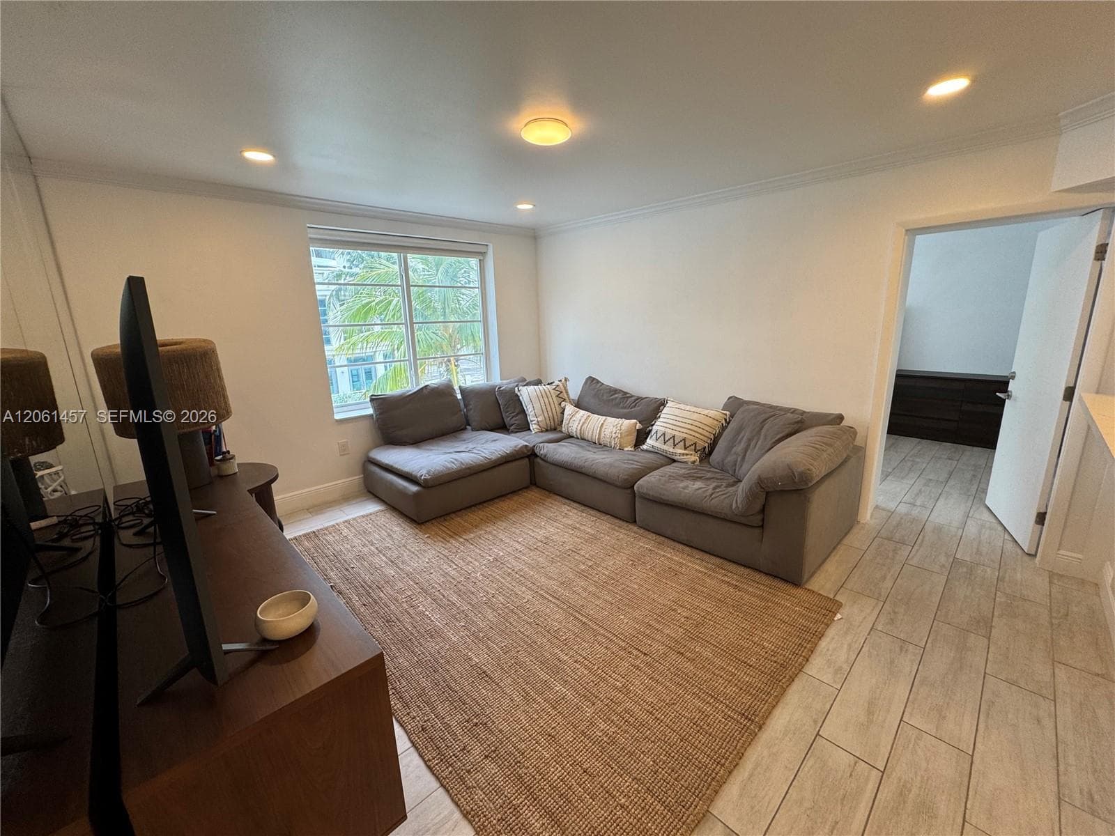 THE DRAKE CONDO · #305 in Miami Beach - Photo 2