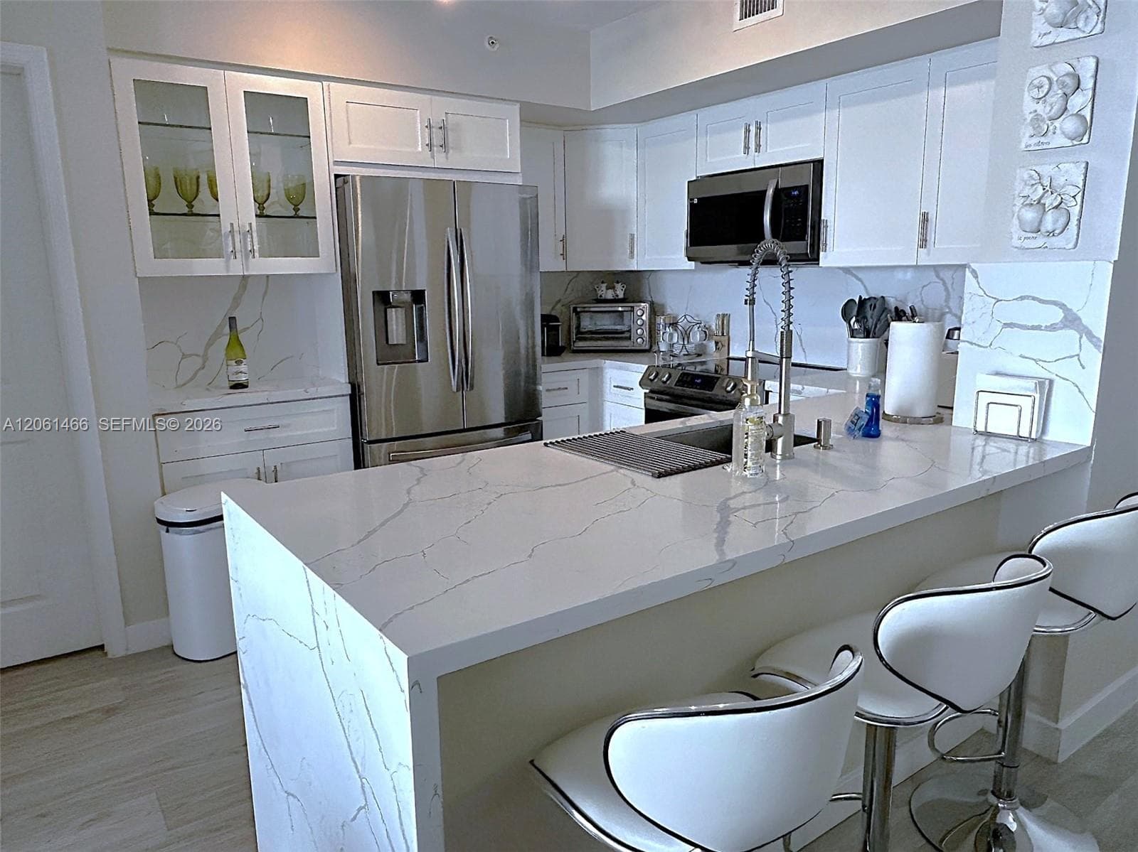 2080 OCEAN DRIVE · #204 in Hallandale Beach - Photo 2