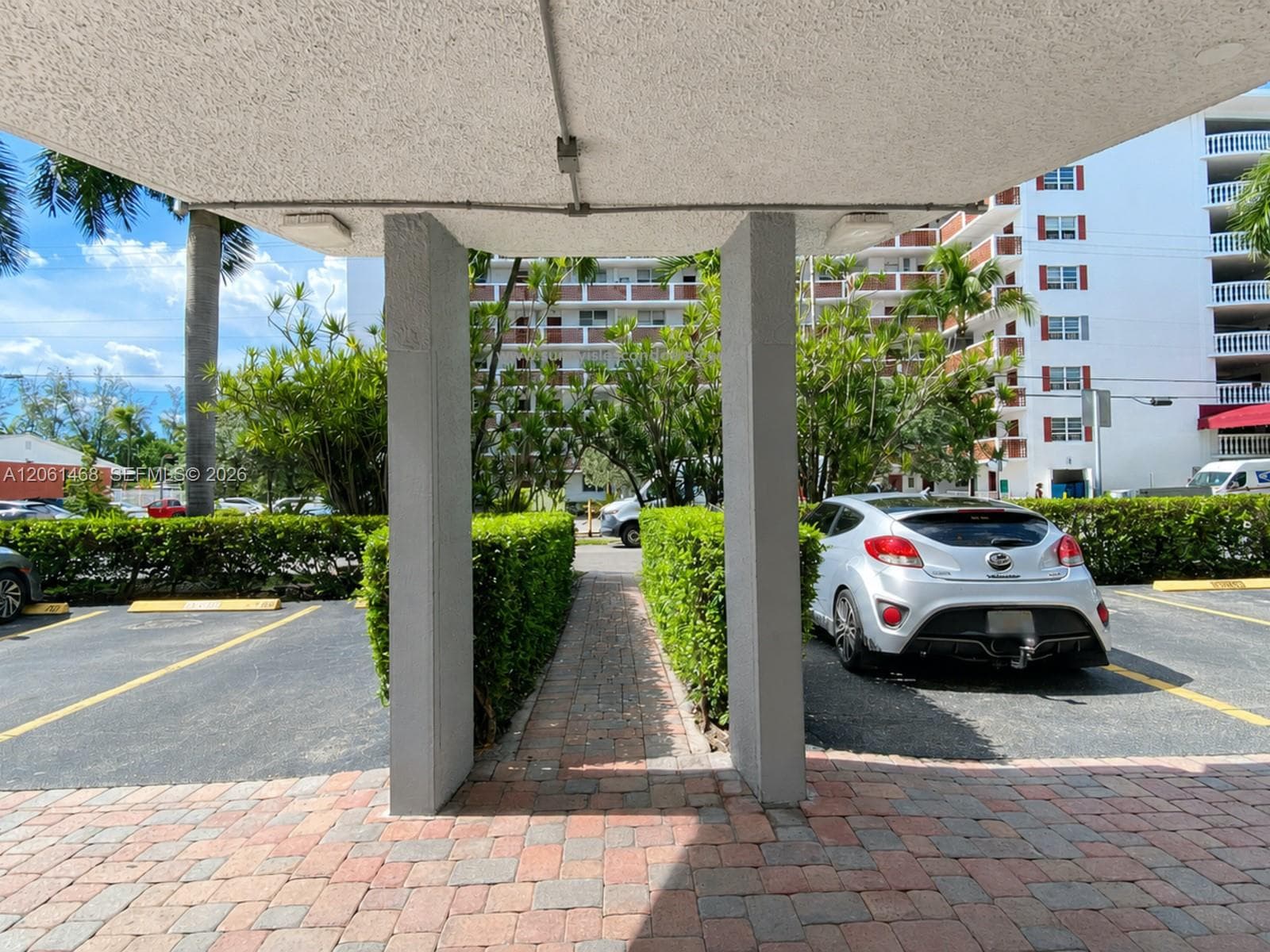 Coral Isles East · #704 in North Miami Beach - Photo 38