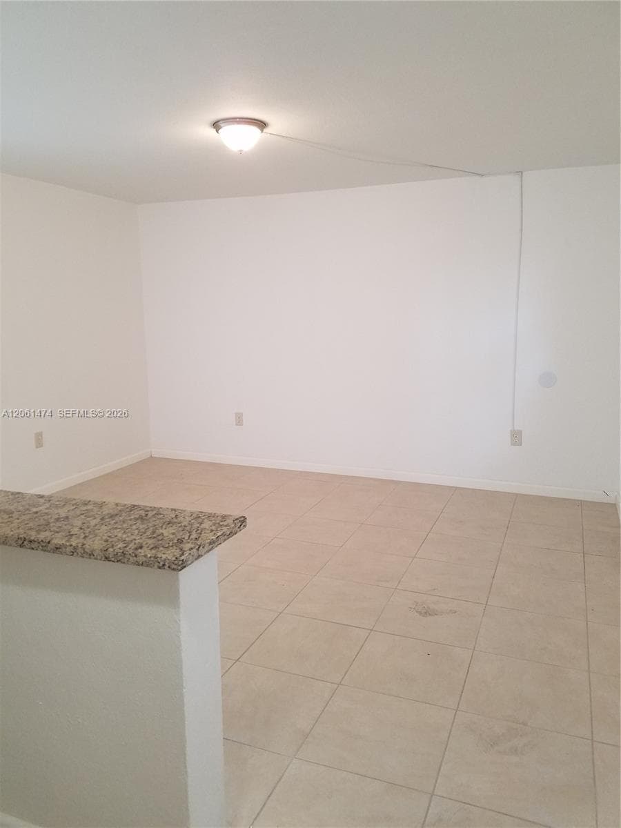Ludlam Gardens Condo · #Y in Miami - Photo 1