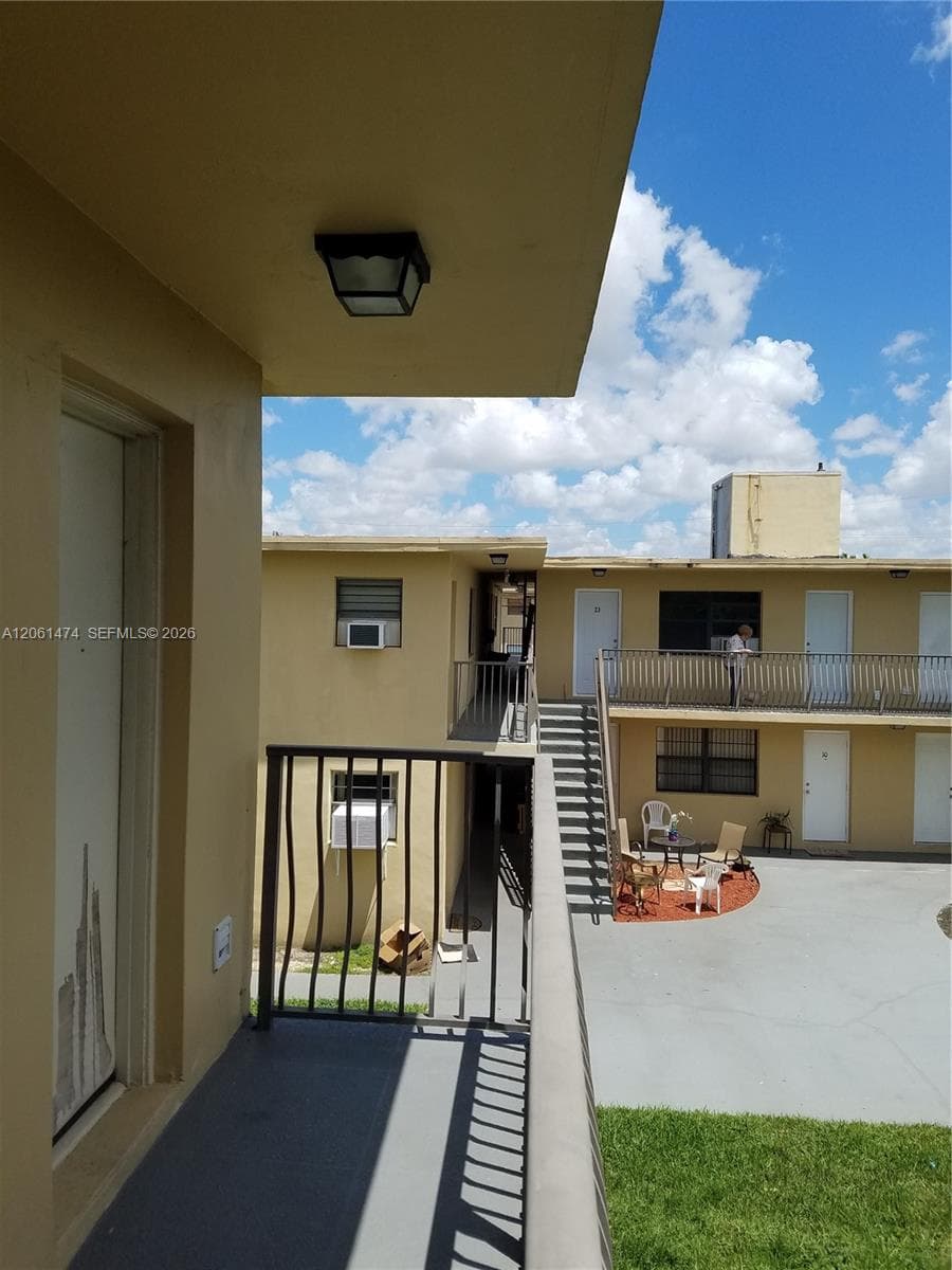 Ludlam Gardens Condo · #Y in Miami - Photo 8