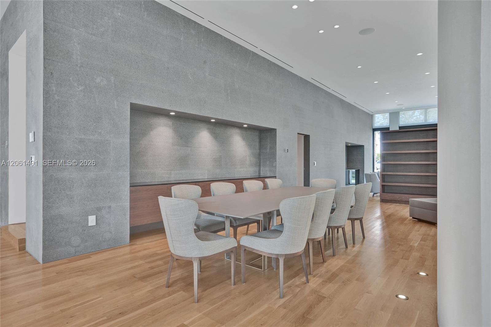 240 Ocean Blvd photo 59