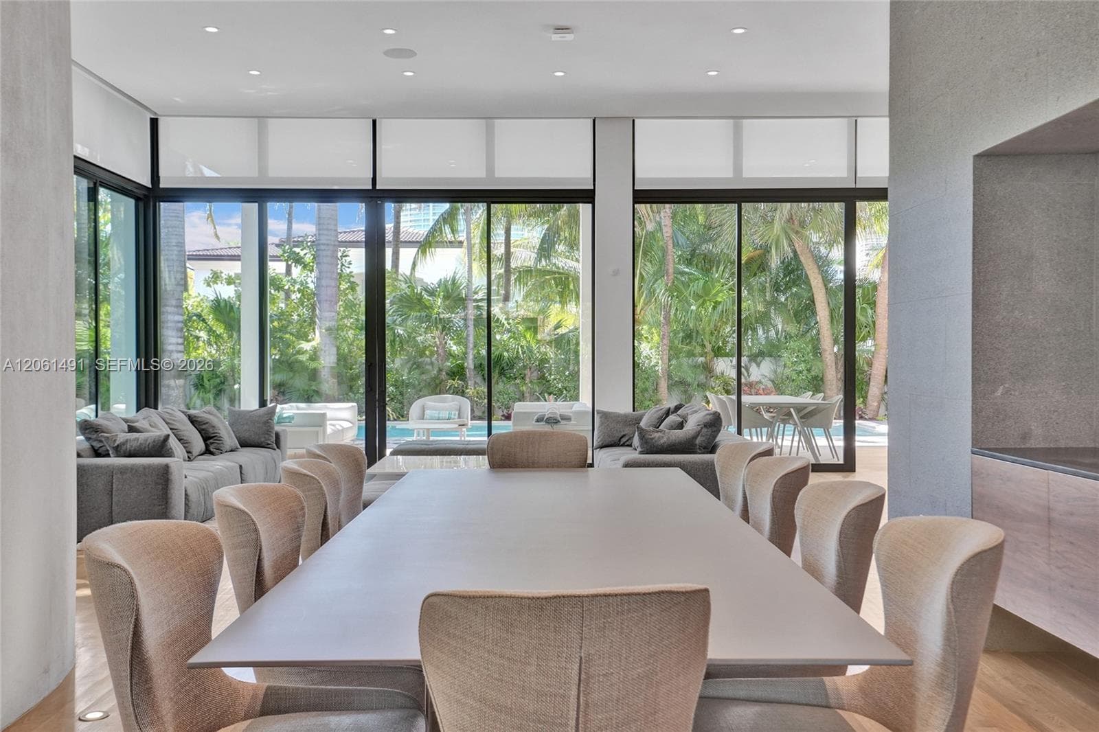 240 Ocean Blvd photo 58