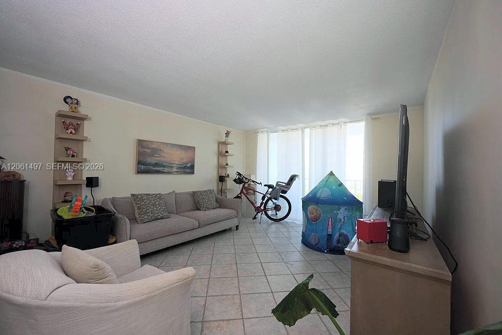 ADMIRAL'S PORT · #1609E in Aventura - Photo 3