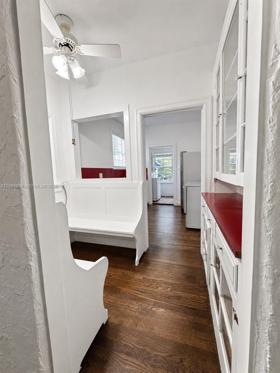 231 Viscaya Ave photo 6