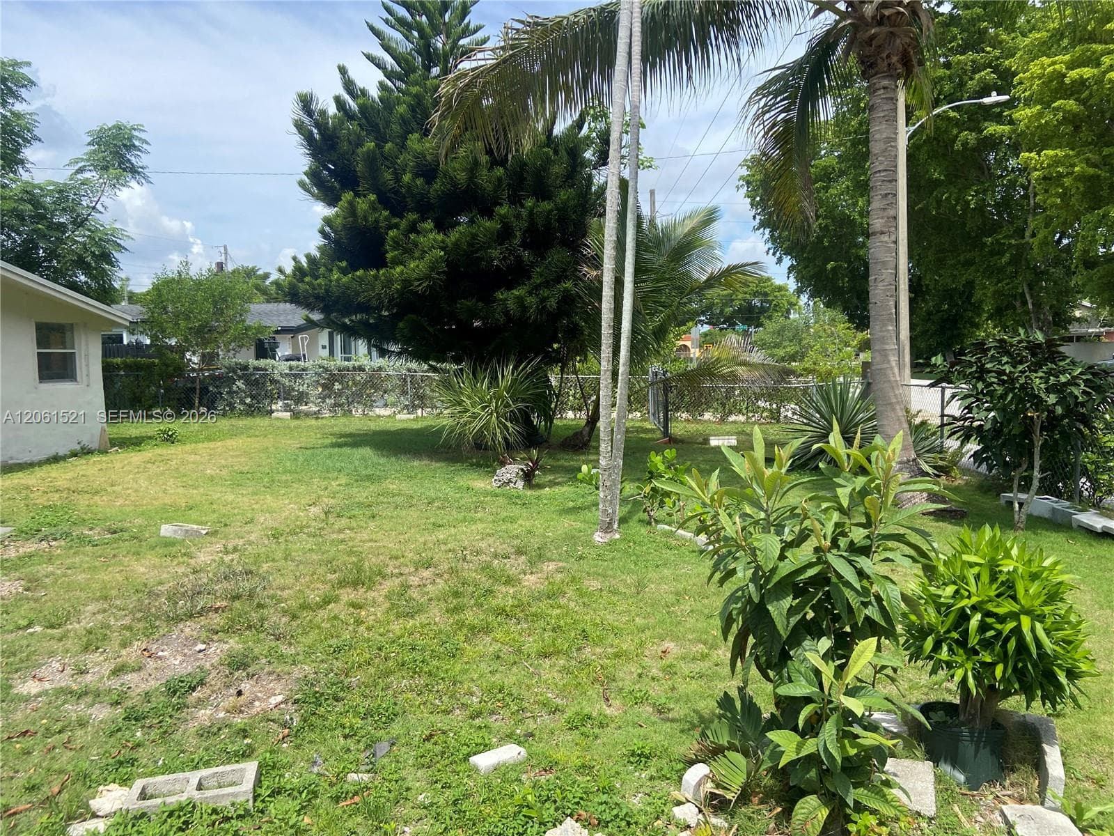11530 SW 136th St photo 13