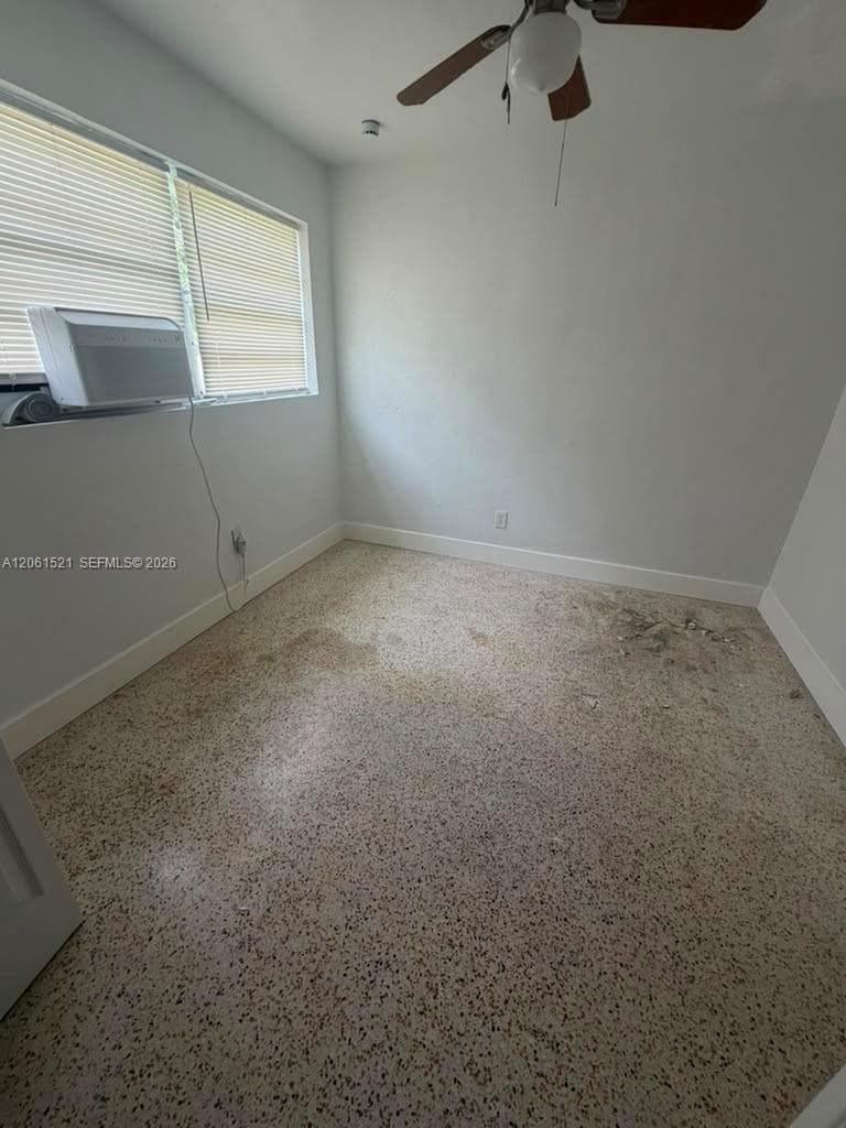 11530 SW 136th St photo 7