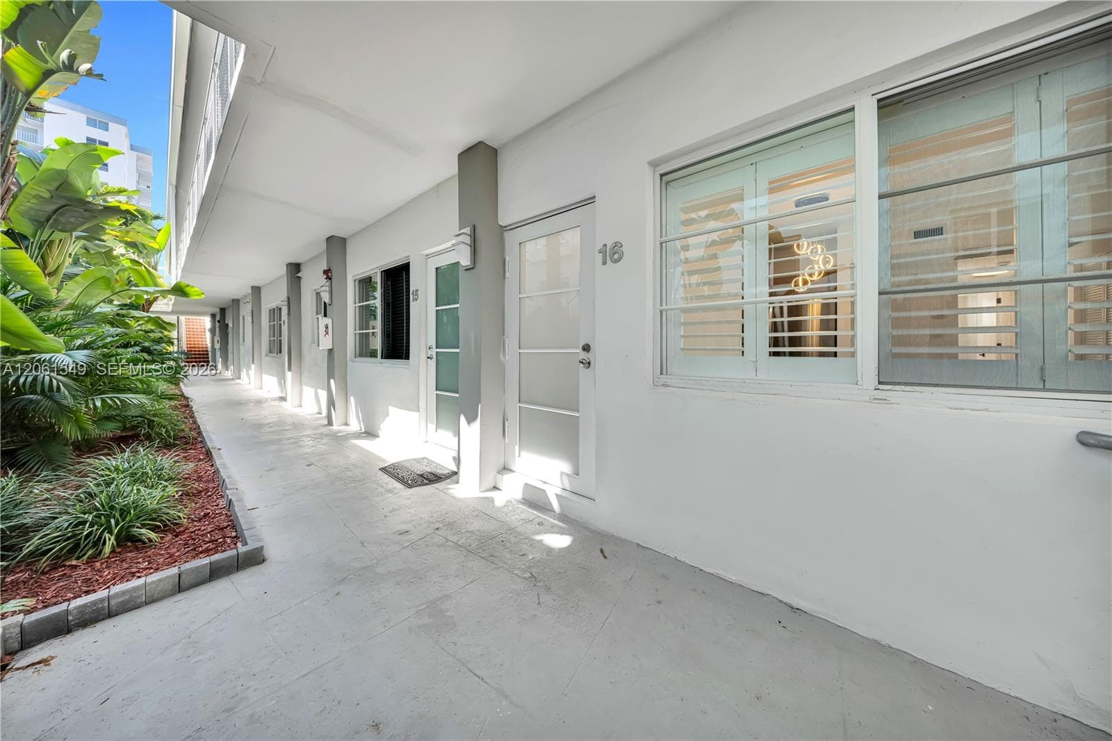 BAY COURT · #16 in Miami Beach - Photo 13
