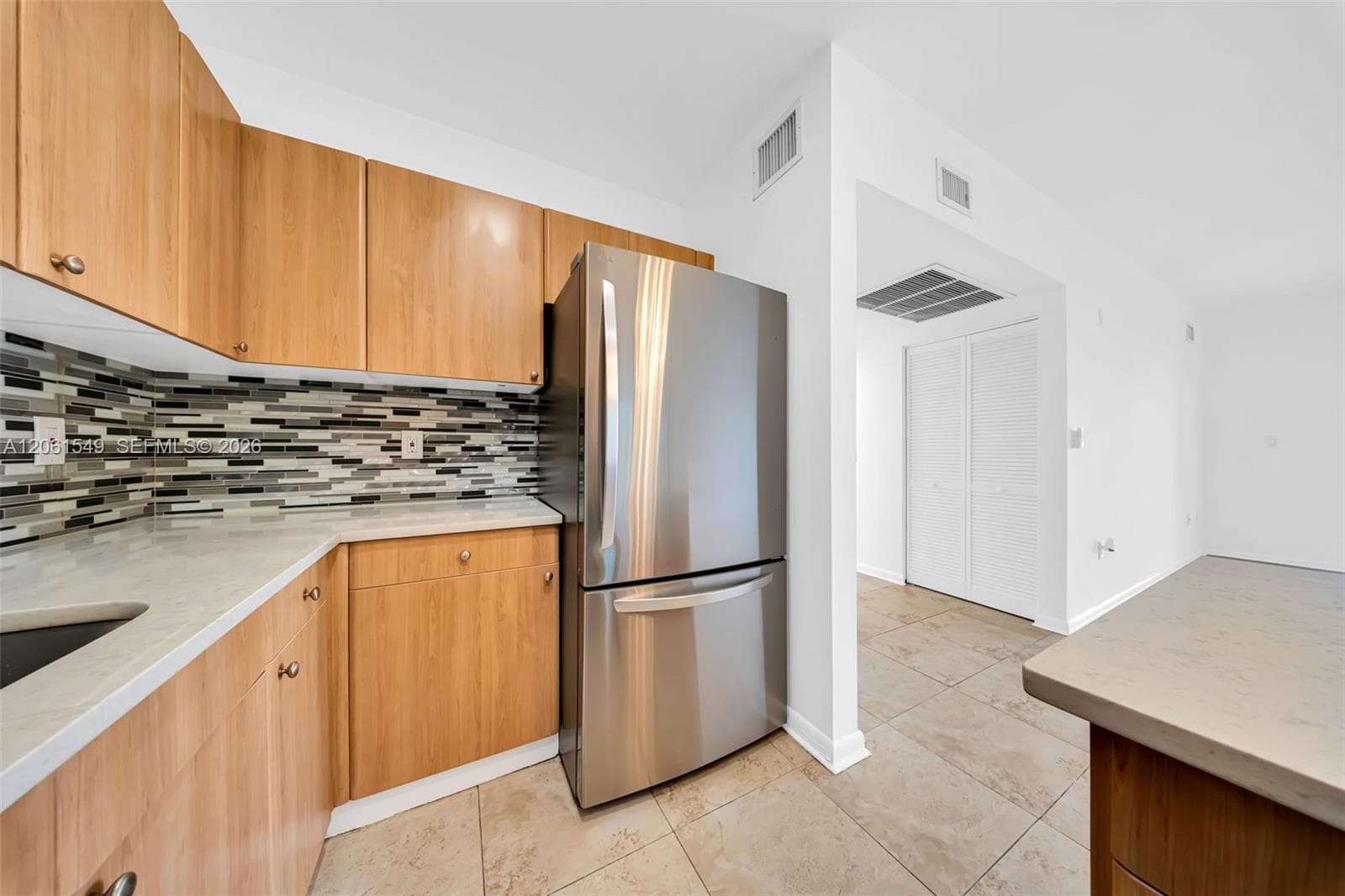 BAY COURT · #16 in Miami Beach - Photo 22