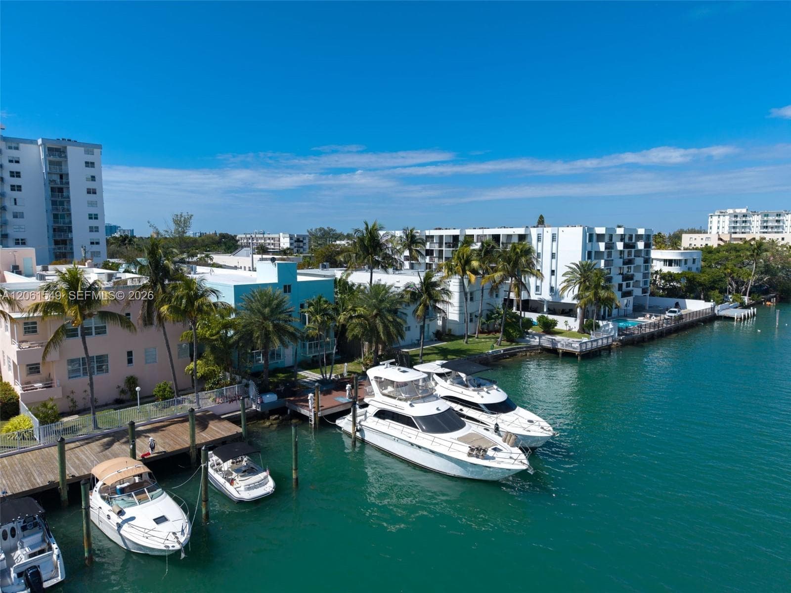 BAY COURT · #16 in Miami Beach - Photo 37