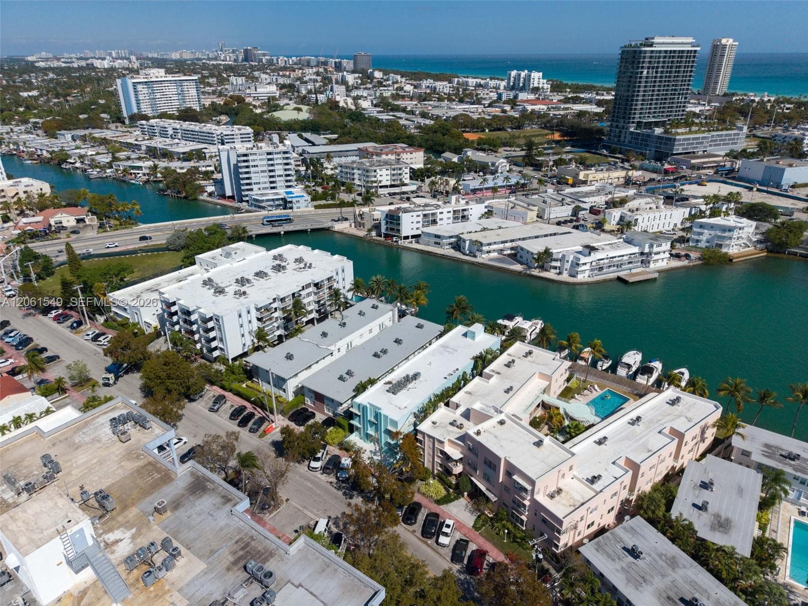 BAY COURT · #16 in Miami Beach - Photo 11