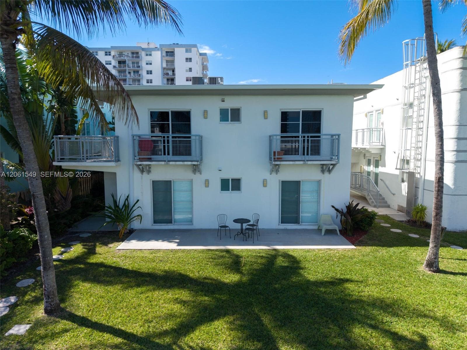 BAY COURT · #16 in Miami Beach - Photo 40