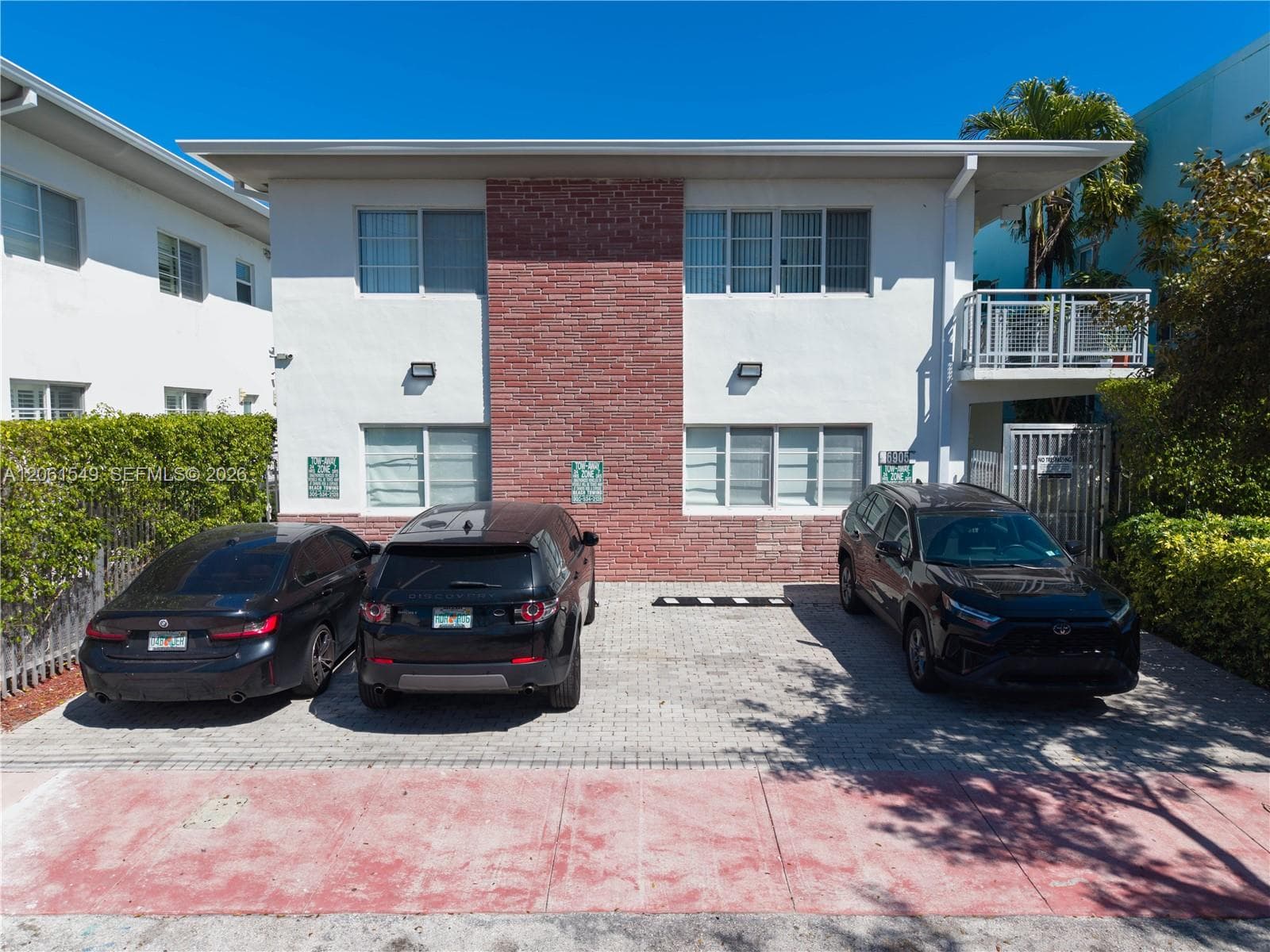 BAY COURT · #16 in Miami Beach - Photo 8