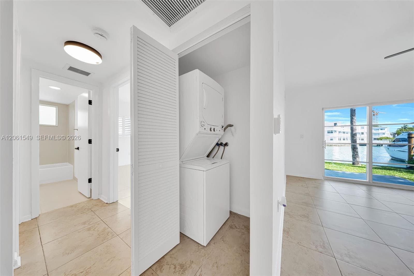 BAY COURT · #16 in Miami Beach - Photo 25