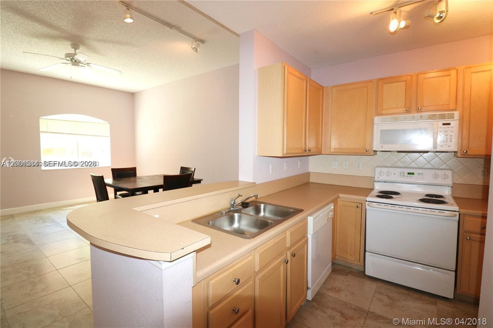 VALENCIA CONDO · #117 in South Miami - Photo 1