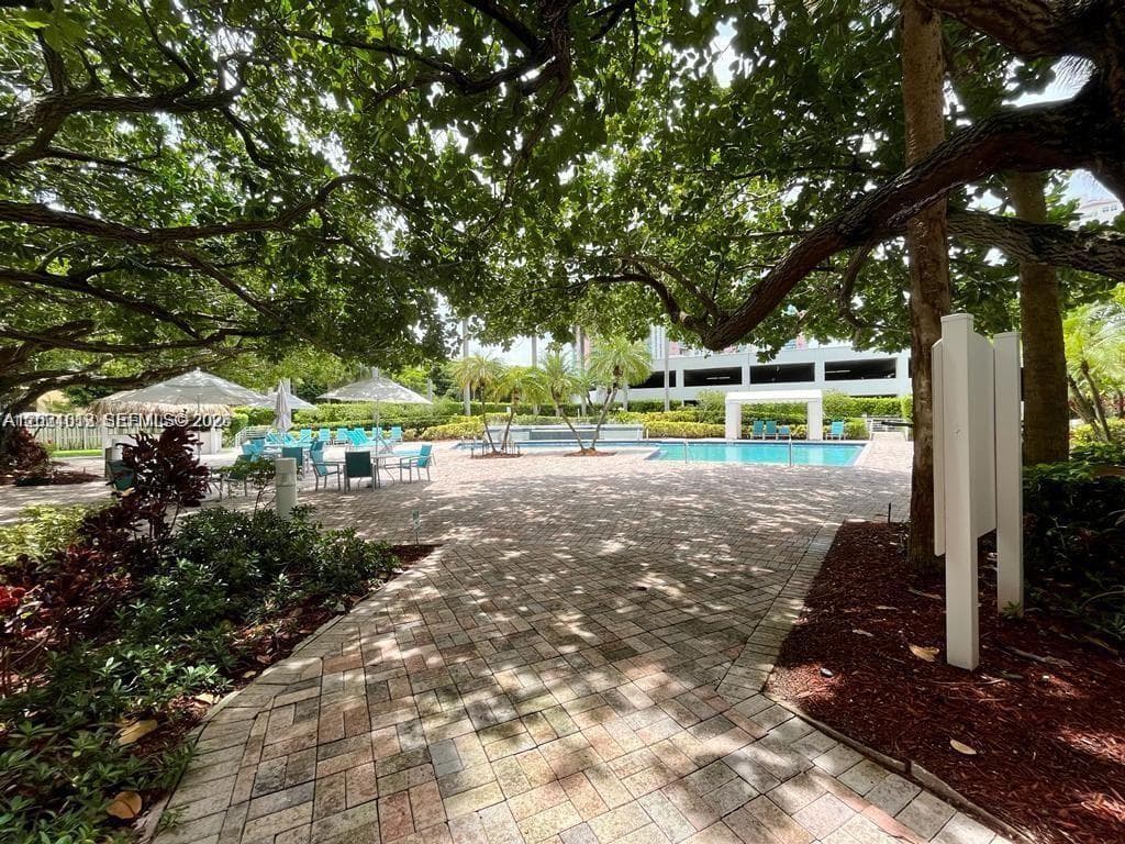 PARC CENTRAL EAST · #906 in Aventura - Photo 17