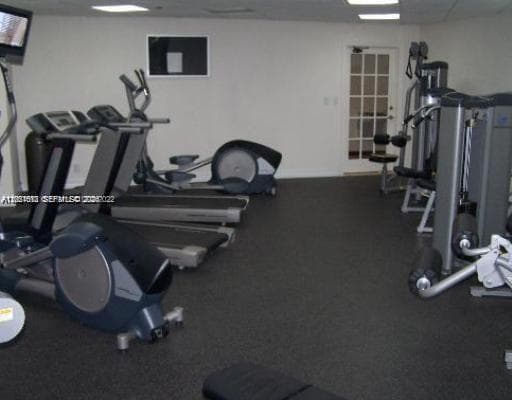 PARC CENTRAL EAST · #906 in Aventura - Photo 15