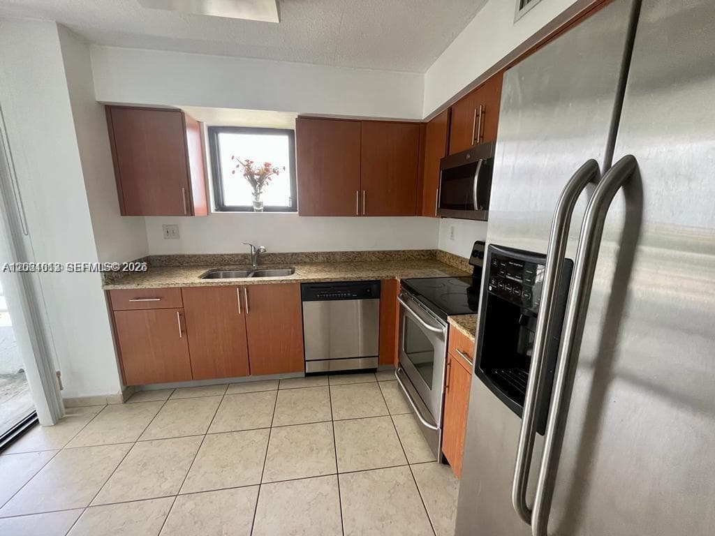 PARC CENTRAL EAST · #906 in Aventura - Photo 8