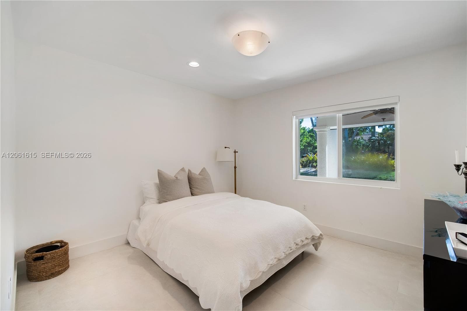 324 Caribbean Rd photo 16