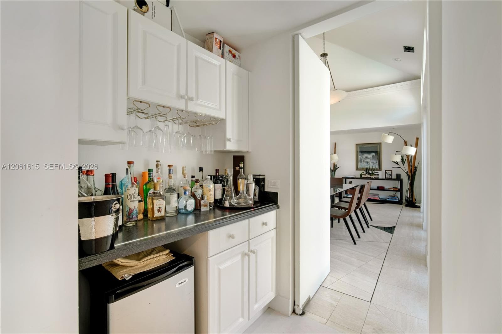 324 Caribbean Rd photo 11