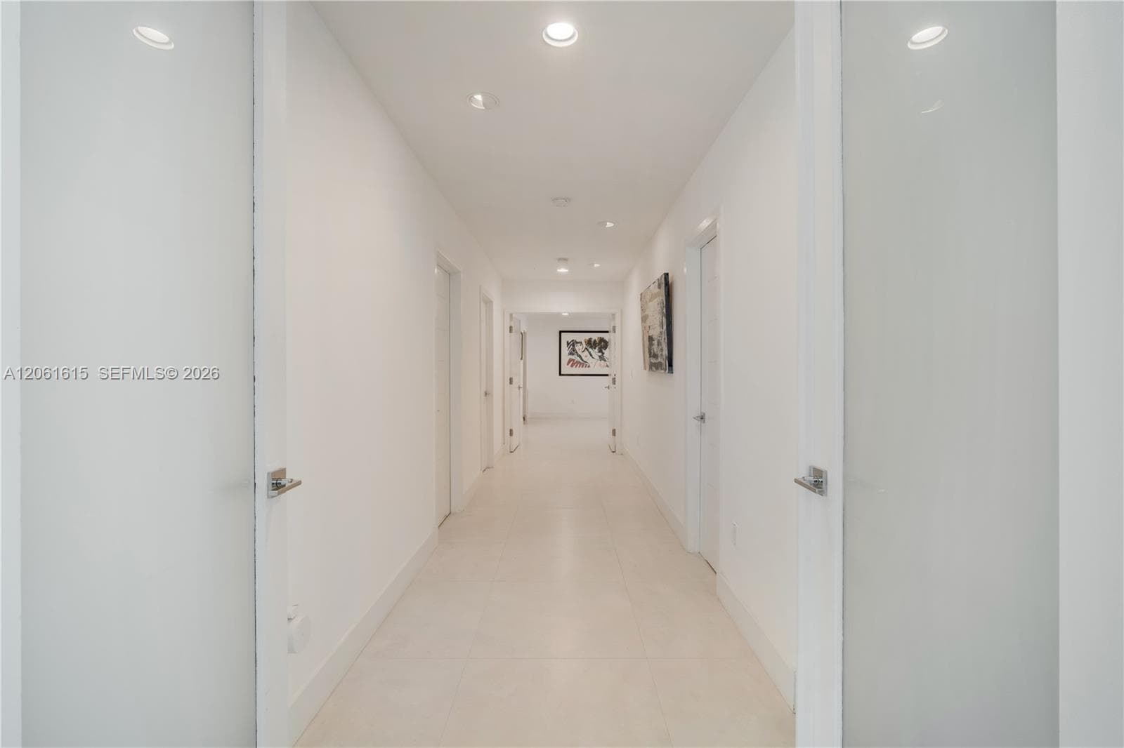 324 Caribbean Rd photo 4