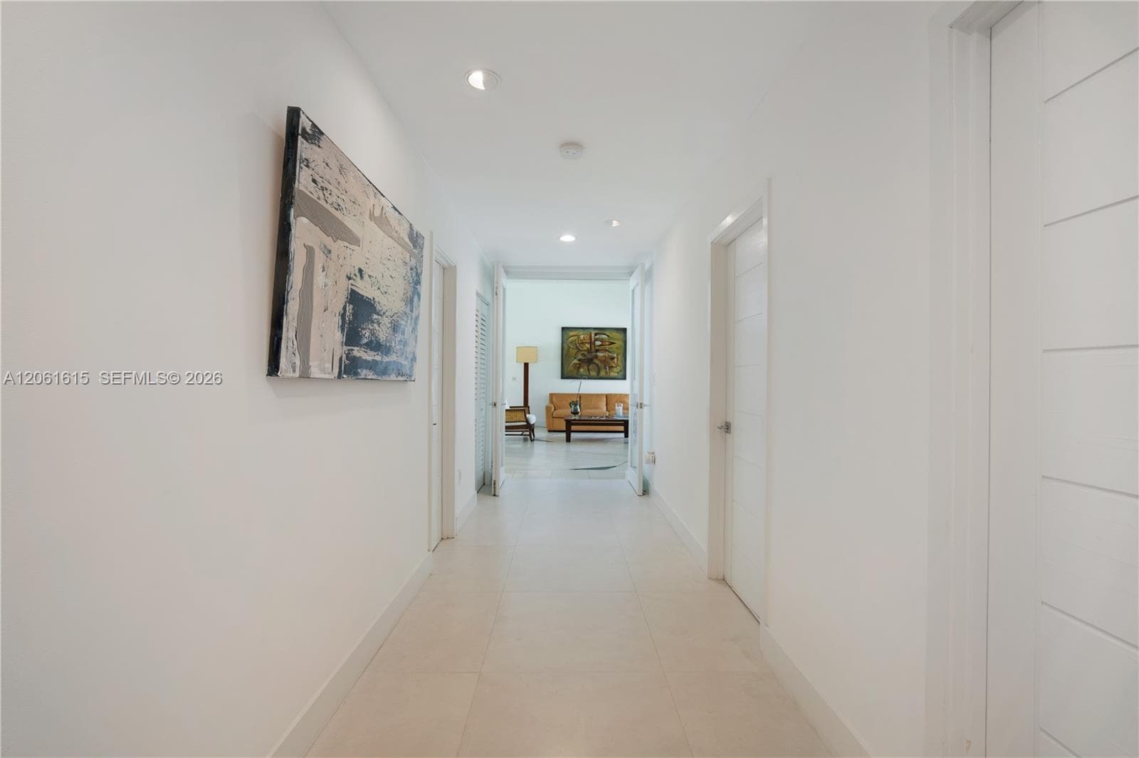 324 Caribbean Rd photo 8