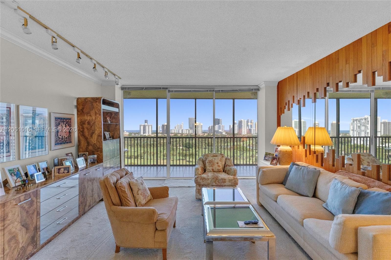 CORONADO TOWER 1 · #1806 in Aventura - Photo 3