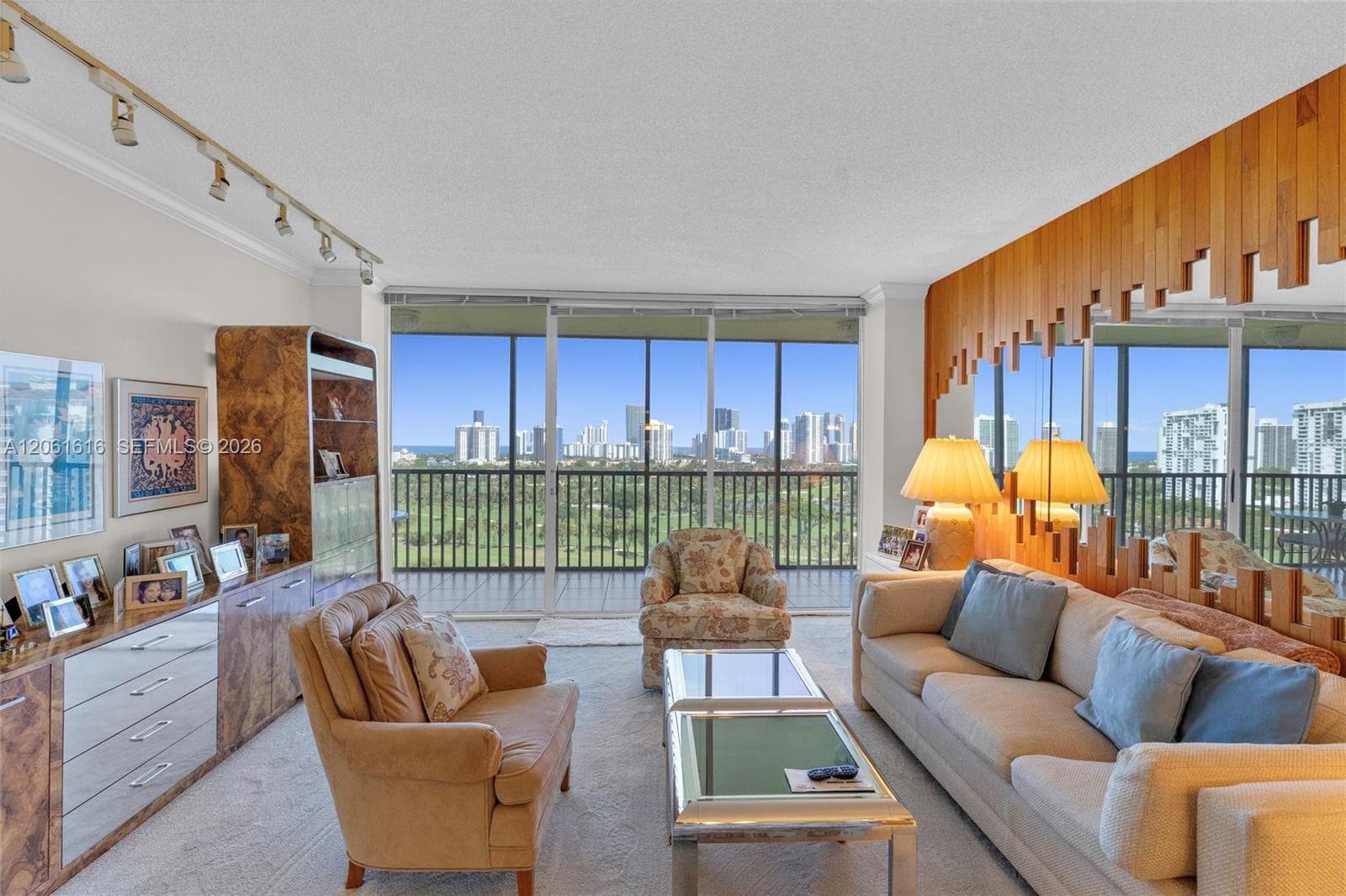 CORONADO TOWER 1 · #1806 in Aventura - Photo 4